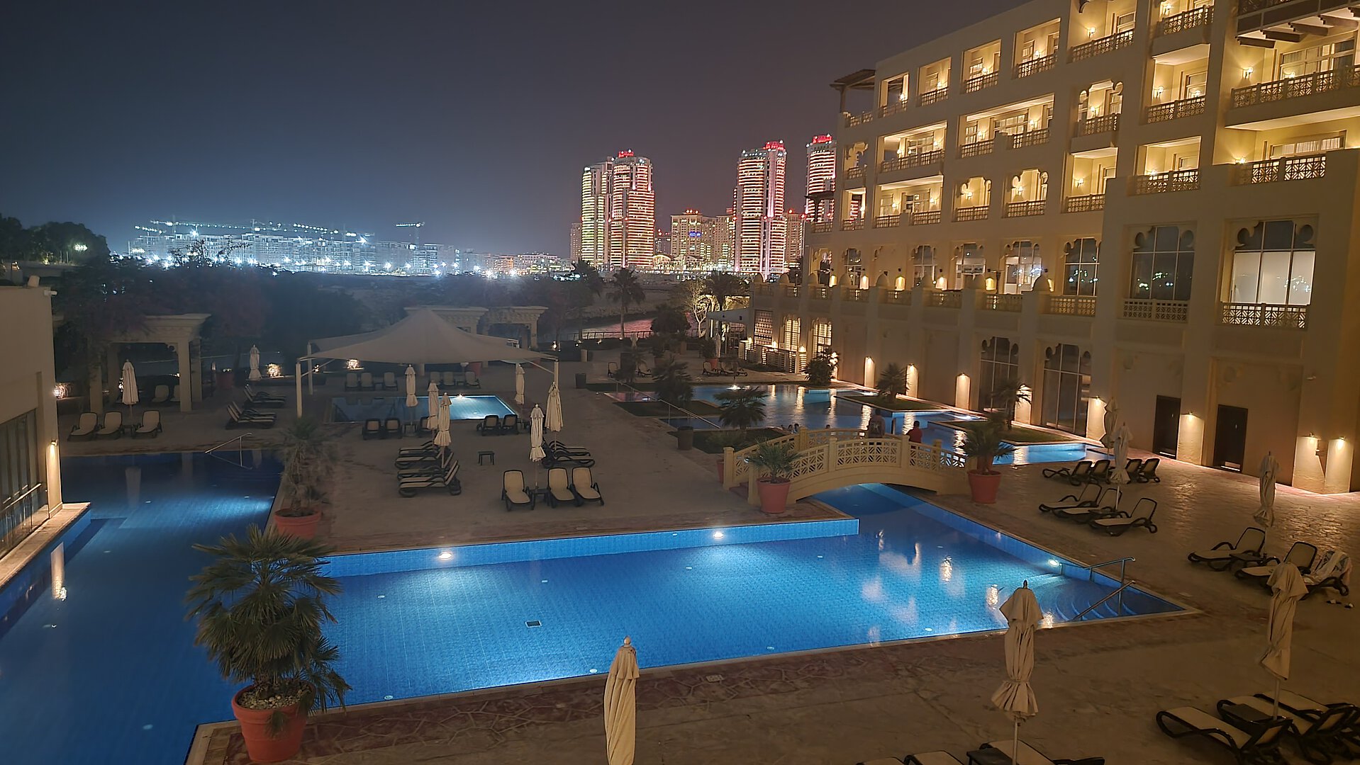 Pool area in Grand Hyatt Doha